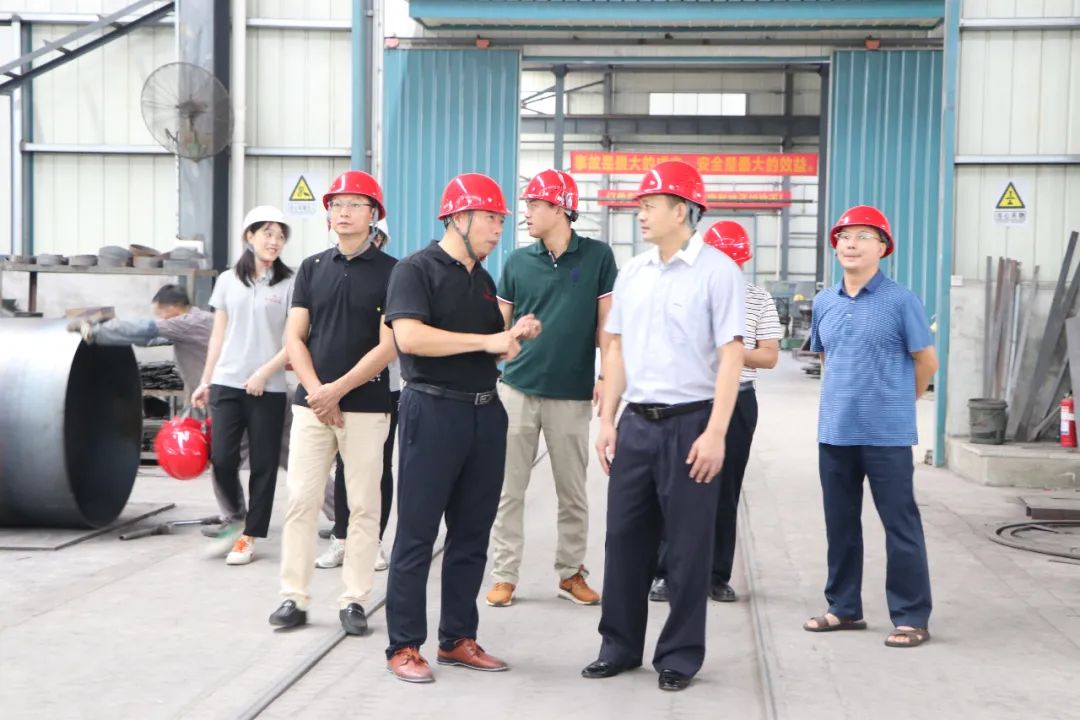 �`���h�˴�������С��һ���W�R���ֵV�C�����{(di��o)��